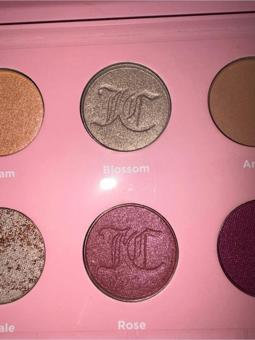 🍒 Juicy Couture Pink Glitter 10 Pan Eyeshadow Palette with Gold Crown decor